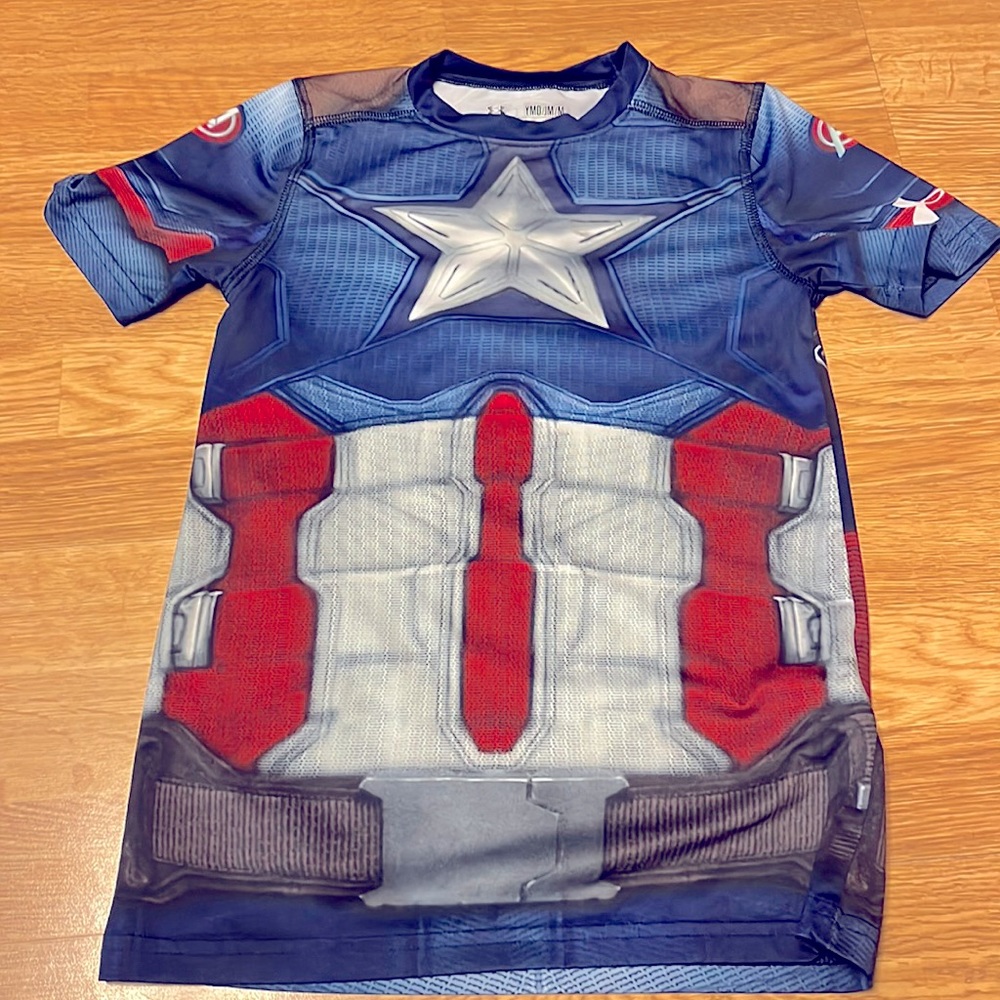 Under Armour Captain America Fitted Shirt - YM